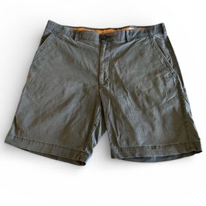 Savane Active Flex Men’s 9” Shorts Size 38 Dark Army Green 
GUC